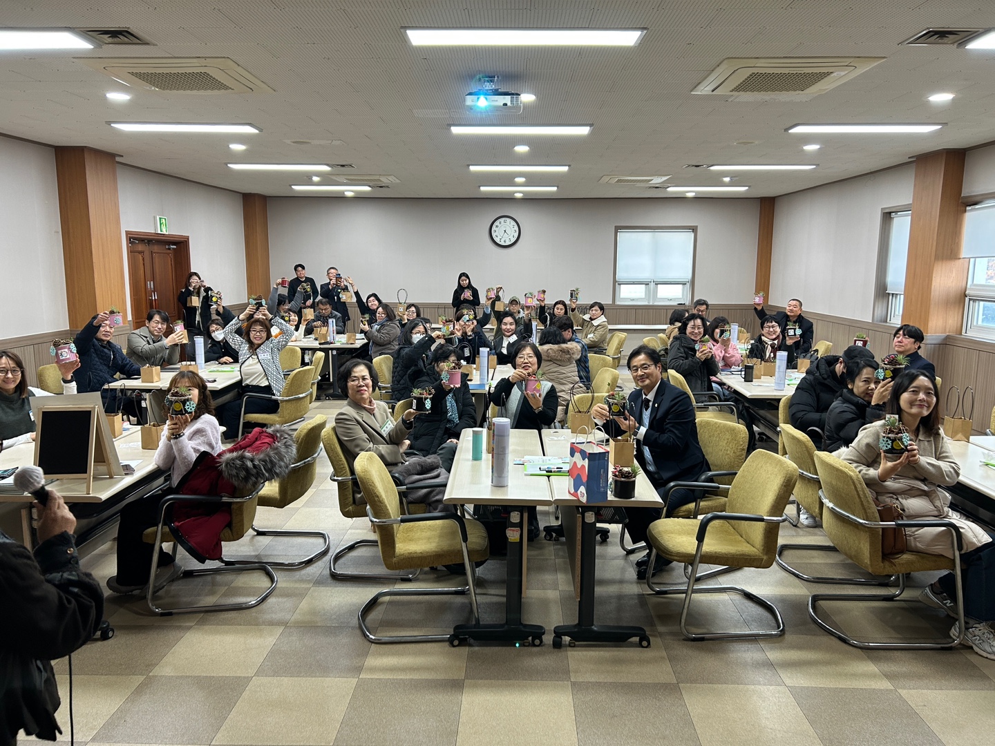 Բ; ġ  õ,    ùΰ Բ ƺ